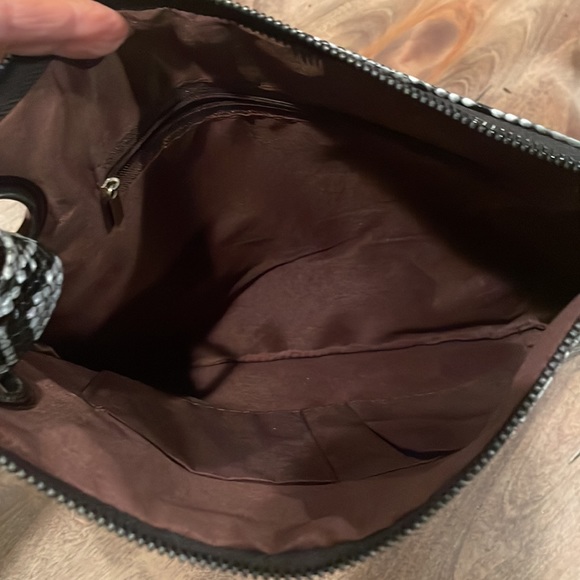 Large wristlet type bag - Picture 3 of 5